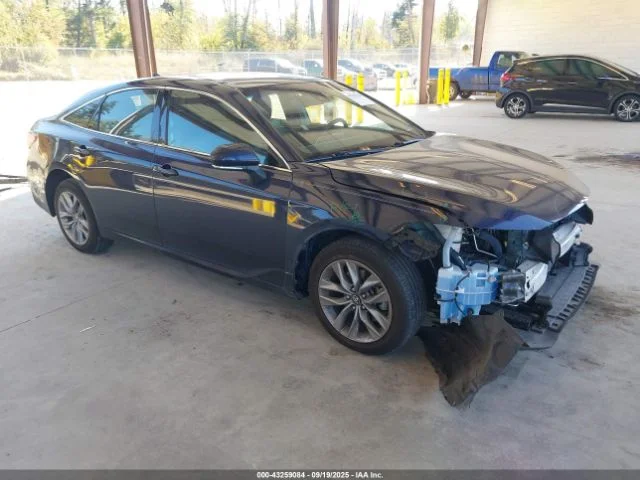 2022 Toyota Avalon v6