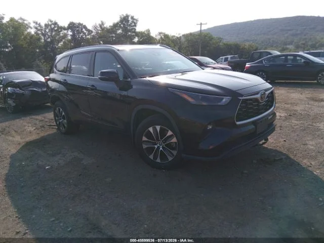 2022 TOYOTA HIGHLANDER