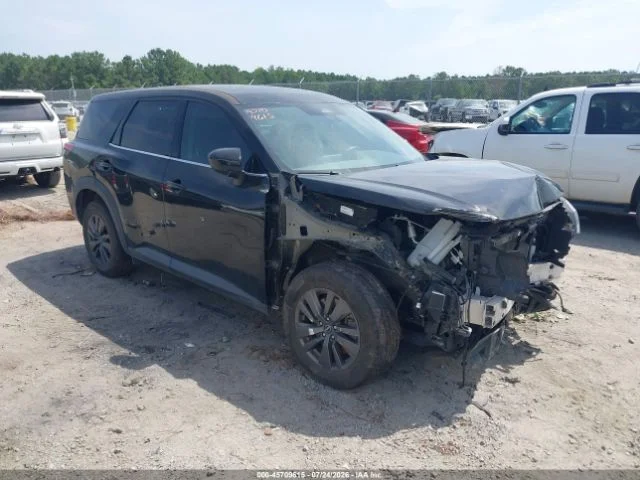 2023 Nissan Pathfinder v6